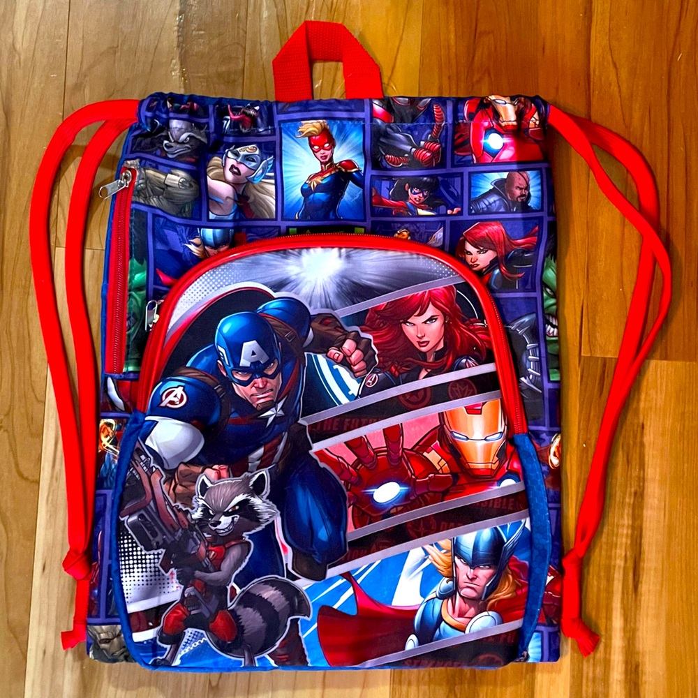 Marvel Cinch Bag NWT